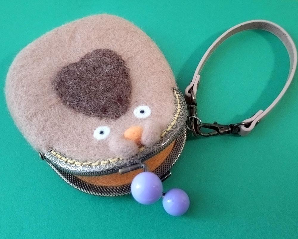 【羊毛フェルト】カピパラさん パスケース | 2枚目