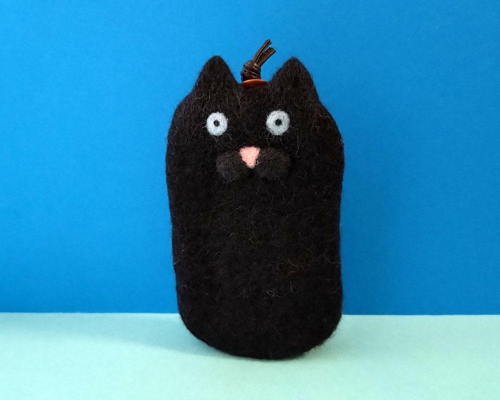 クロネコさんのフェルト キーケース