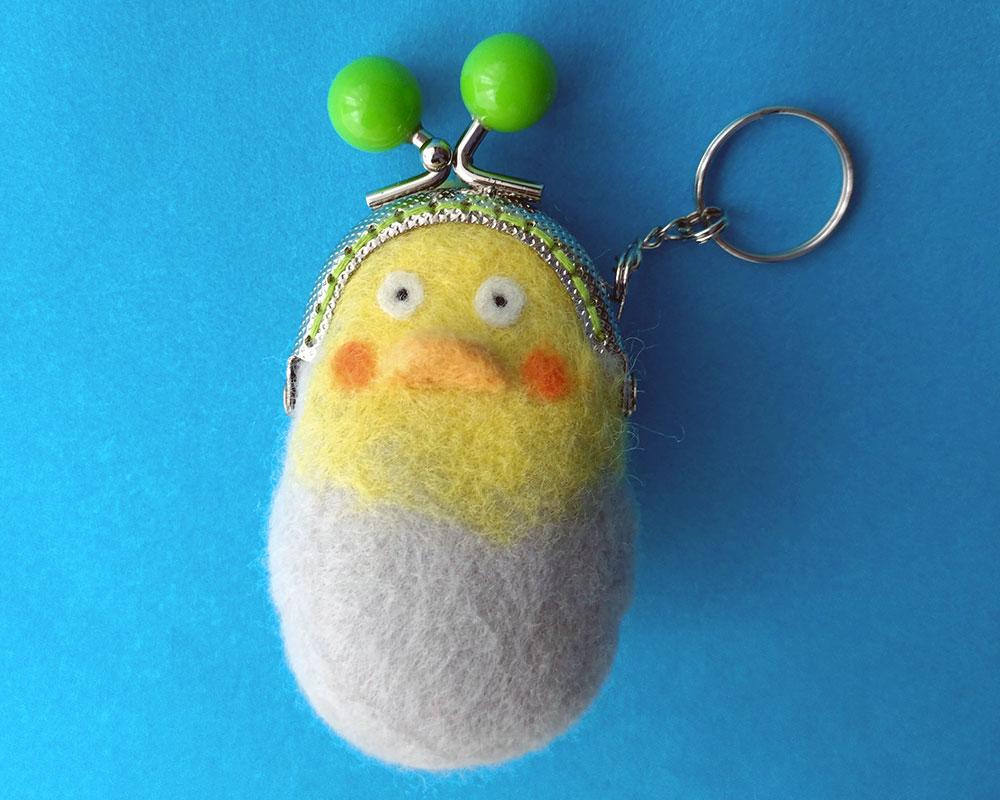 【羊毛フェルト】オカメインコちゃん みまもりがま口バッグチャーム | 3枚目