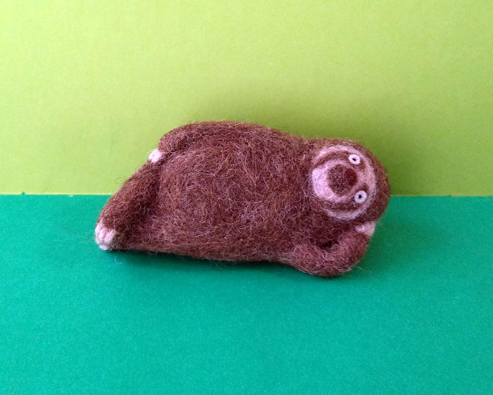 【羊毛フェルト】なまけもの君クリップホルダー | 2枚目